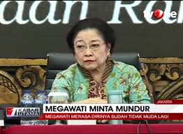 Selain gelar ini, megawati pernah mendapatkan deretan gelar doktor. Merasa Tak Muda Lagi Megawati Minta Mundur Video Dailymotion