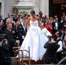 Weitere ideen zu hochzeitskleid, hochzeit, brautkleid. Ana Schweinsteiger Hochzeitskleid Von Suzie Turner Couture Welt