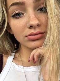 Fantastic Cost Free Nose Piercings Cute Suggestions Any Facial Striking Creates A Striking Declarati In 2021 Piercings For Girls Nose Piercing Hoop Cute Nose Piercings