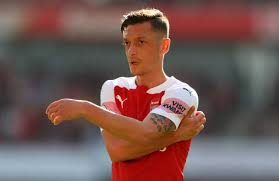 Bu sezon 5 gol, 14 asistle oynayan mesut özil, geçtiğimiz aylarda arsenal ile sözleşme. Unai Emery Reveals Decision To Drop Mesut Ozil From Arsenal Team Is Part Of Agreed Strategy