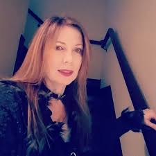 Dena Parker's Instagram, Twitter & Facebook