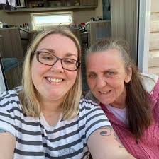 Ok why are the bin men going around pulling out the brown bins this morning  when all the new rota says brown bins will be collected Tuesday 7th October  ? Anybody in