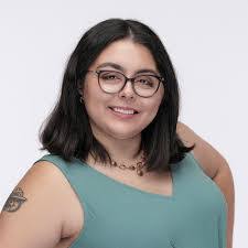 Miriam Alcala's Instagram, Twitter & Facebook