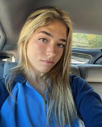 Korbin Albert (@korbin.rose_) • Instagram photos and videos