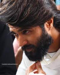 He is known for his work on geetha. 8 894 Likes 8 Comments Vijay Deverakonda Thedeverakonda1 On Instagram Vijaydevera Vijay Devarakonda Actor Picture Telugu Hero