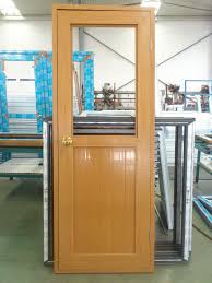 محارة خشب الساج اللون Pvc Upvc باب الحمام الصورة في Sa Made In China Com