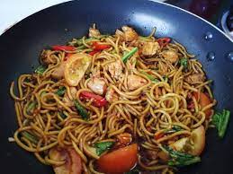 Tak berlebihan rasa sos dan penggunaan kicap mee. Mee Goreng Basah Sedap Blog Lea Azleeya