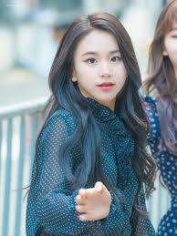 I really don't think chaeyoung mind if its posted by people, or else she would not have gotten the pic taken! Chaeyoung Twice
