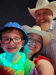 🤍 On 03.22.2025, I married the love of my life. A Godly, loving, and bold  man, steadfast in faith, unwavering in love, and a veteran of over 20  years. We'll share our