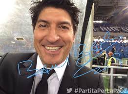 Zamorano jugó en el Partido Por la Paz al que invitó el Papa