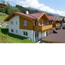 (kühlschrank, ceranfeld, backofen, mikrowelle, geschirrspüler usw.) zwei sehr geräumige schlafzimmer mit doppelbetten, nachttischen, wäscheschränken und in einem der schlafzimmer ein einzelbett. Unterkunft Haus Scharler In Der Stadt Neukirchen Am Grossvenediger Katalog Von Unterkunften Aus Der Ganzen Welt