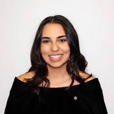 Amanda Pattah's Instagram, Twitter & Facebook