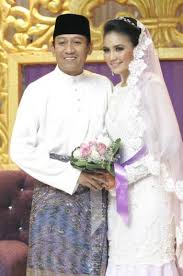 Selamat menimang cahaya mata pertama hasil perkahwinan dengan suami iaitu pelakon aidil aziz, fasha sandha. Fasha Jejai Selamat Bergelar Suami Isteri Hiburan Mstar