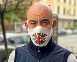 All'aperto vanno sempre indossate tranne quando si è da soli o in compagnia di conviventi. Bassetti Su Eliminazione Obbligo Di Mascherina All Aperto