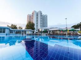 Cazare la baile felix la unitatile de cazare din zona, tratamente balneare, recuperare, oferta situat lângă o pădure în oraşul balnear băile felix, acest hotel mare de 4 stele are 2 piscine şi un centru cazare baile felix, relaxare si tratament. Cele Mai Bune 10 Hoteluri Cu Piscine Din BÄƒile Felix Romania Booking Com