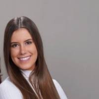 Kayla Wiegand's Instagram, Twitter & Facebook