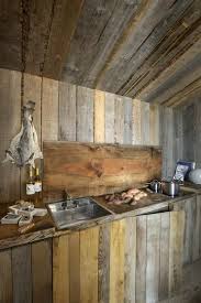 Cabane En Bois A Louer En Bord De Mer Cabane Bois Cabane Cuisine Rustique