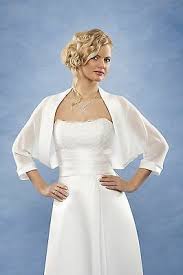 Jacke hochzeitskleid kaufen ᐅ ultimativer ratgeber die besten jacke hochzeitskleid bester preis alle testsieger.am dekolletee verschließbar mit knopf. Bolero Brautjacke Brautbolero Chiffon Weiss Ivory Gr 36 38 40 42 44 Eur 34 99 Picclick De