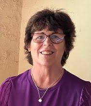 Joanne Barney's Instagram, Twitter & Facebook