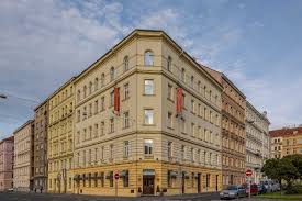 Nové město nad metují se nachází v okrese náchod v královéhradeckém kraji. Hotel Prague Centre Plaza Nove Mesto Prague Hotelopia