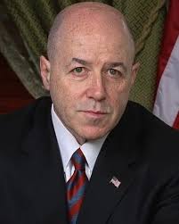 The Detectives' Endowment Association mourns the passing of former NYPD  Commissioner Bernard Kerik. Before rising to the rank of Police  Commissioner to lead New York's Finest, Bernie Kerik served as an NYPD