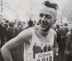 Joe strummer at the london marathon (i.imgur.com). Joe Strummer Marathon Runner Dangerous Minds