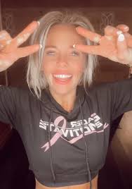 TMT Day 3 Amy and Dirkie Strength 1 🔥💪. Wow what an EMOM leg glute burner  with cardio in between. Love the motivation and the “sayings”