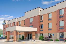 Our friendly services offer guests an a plus value. Days Inn By Wyndham Downtown St Louis In St Louis Hotel Rates Reviews On Orbitz