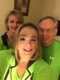 Elizabeth Marks (@lizmarks94)