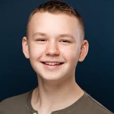 Brady Norgaard — Servant Stage