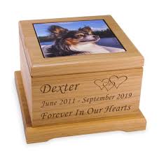 Urn garden offers a large selection of cremation urns for dogs, from black metal urns with beautifully embossed golden paw prints to wooden urn boxes that you can personalize with a. Urn Large Medium Small Heart Wooden Pet Urn Cremation Ashes Cat Pet Box Personalised Home Furniture Diy Breadcrumbs Ie