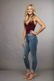 Lauren Burnham 6 Things To Know About Arie Luyendyk Jr S The Bachelor Bachelorette Plus Photo Gallery Lauren Burnh Fashion Becca Kufrin Fashion Outfits