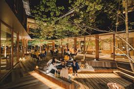 10月3日の雲海テラス | 営業開始頃は雲に包まれ、真っ白な世界に。 6:30頃から視界が開け、素晴らしい雲海が見えたり雲に包まれたりと、変化に富んだ雲海を見ることができた朝でした #星野リゾート #トマム #雲海テラ. æéãªã¾ã¼ã ï½ï½ï½ï¼è»½äºæ²¢ å®¿æ³äºç´ æ¥½å¤©ãã©ãã«