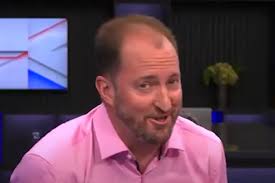 Guto Harri quits GB News after taking the knee