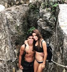 Es la hermana del campeón de ciclismo, daniela gaxiola. Daniel Corral Ø¯Ø± ØªÙˆÛŒÛŒØªØ± Capturando Momentos Junto A Ella