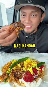 Kemeriahan Makanan Kampung Nasi Ulam Cikgu di Kota Bharu