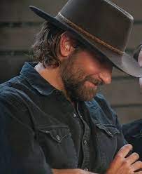 I Want The Hat Bradley Cooper Bradley Cooper A Star Is Born Star Is Born