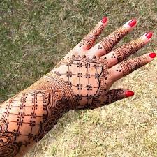 Munazah Henna Artistry On Instagram Full Video From Recent Design In 2020 Henna Hand Henna Artistry