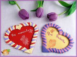 Ke každé kytice pohlednice pro vaše přání zdarma. Prani Pro Maminku Skvely Darek Ke Dni Matek Mydlifik Cz