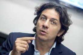 Caos in Vaticano, Papa Francesco accetta le dimissioni del cardinale Becciu