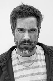 La estrategia del pequinés (2019)