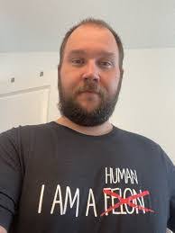 Kyle Weese's Instagram, Twitter & Facebook