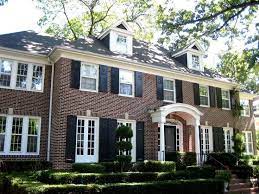 671 Lincoln Ave Winnetka Il 60093 Zillow Home Alone Home Alone Movie Colonial Style Homes