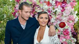 Die beiden kennen sich seit einem jahr. Sophia Thomalla Oralsex Am Strand Dieses Foto Ist Zweideutig News De