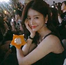 All songs from the album charted within the top three positions on the billboard world digital song sales chart (with the exception of girlfriend), with three songs topping the chart (loser, bang bang bang, and let's not fall in love), and each track placed within the top three on the gaon digital chart, with five songs peaking at. Big Bang S Seungri And Rookie Actress Yoo Hye Won Allegedly Spotted Hugging Outside Of Netherlands Hotel Allkpop