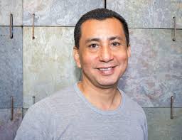 Jose Vences's Instagram, Twitter & Facebook