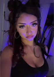 Chica de cabello azul: New Hair Styles y más