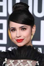 Oct 02, 2021 · eleganti e originali, i capelli neri si abbinano a tutti i tagli di tendenza per l’autunno inverno 2021/2022.dai capelli scalati ai tagli con frangia, … 1001 Idee Per Colore Capelli Le Tinte Da Sfoggiare Nel 2019