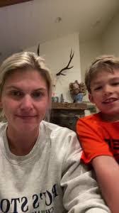 Charlotte Knox's Instagram, Twitter & Facebook