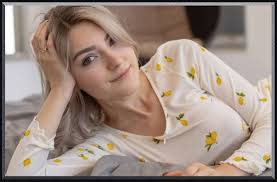 Apart from modeling, eva loves classical literature and music, she spends a lot. Eva Elfie Biography Net Worth Twitter Boyfriend The News God